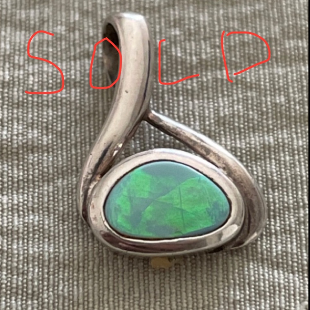 SOLD SOLD OFFER WELCOMED Color Changing Opal? Inlay Sterling Silver Pendant 1.5g